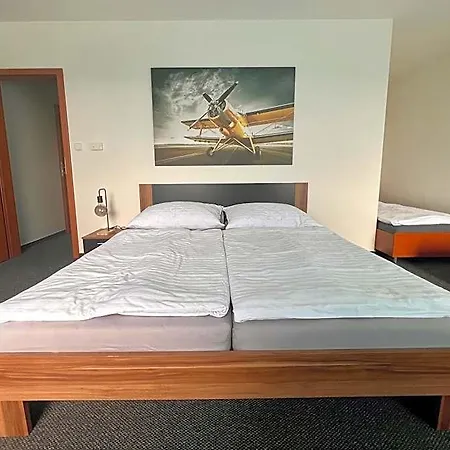 Cavok Letiste Hotel Pribram