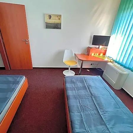 Hotel Cavok Letiste Pribram